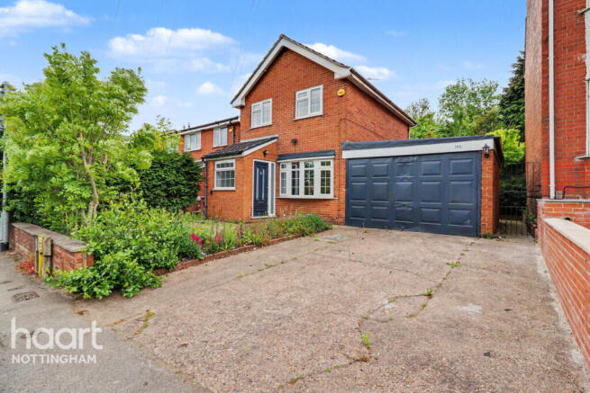 3 bed property, in Percy Street, £260,000