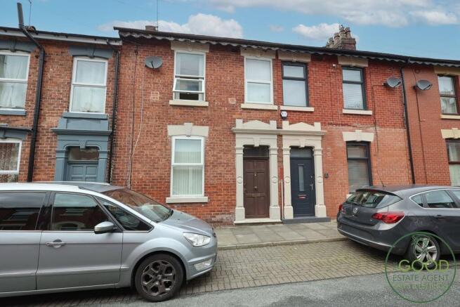 3 bed property, in Northcote Road, £145,000