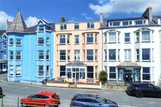 7 bed property, in Marine Terrace, £425,000