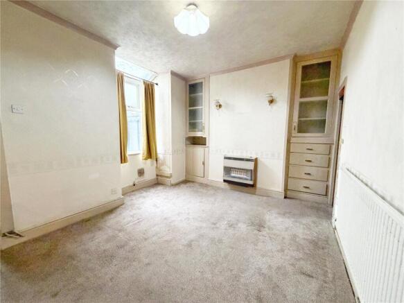 3 bed property, in Egerton Street, £135,000