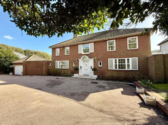 5 bed property, in Upper Carlisle Road, £1,250,000