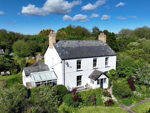 4 bed property, in Llandewi, £1,150,000
