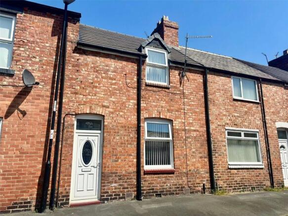 2 bed property, in Outram Street, £80,000