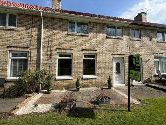 3 bed property, in Broom Terrace, £150,000