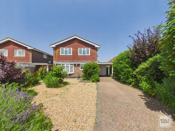 4 bed property, in Newport Drive, £585,000
