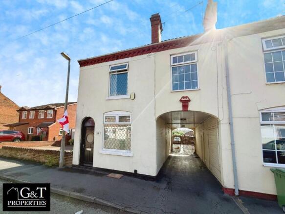 3 bed property, in New Street, £250,000
