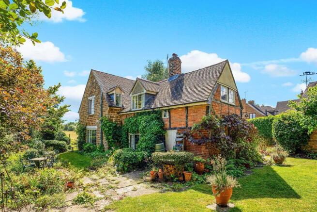 4 bed property, in Gilks Lane, £775,000