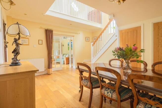 5 bed property, in Rocks Lane, £1,250,000