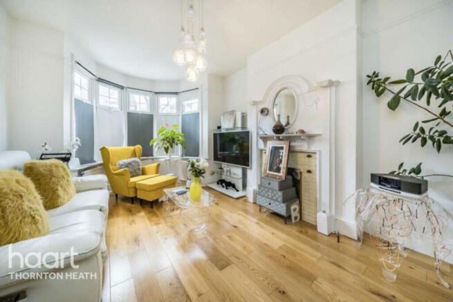 3 bed property, in Dalmeny Avenue, £525,000