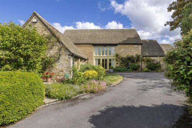 5 bed property, in The Green, £1,500,000