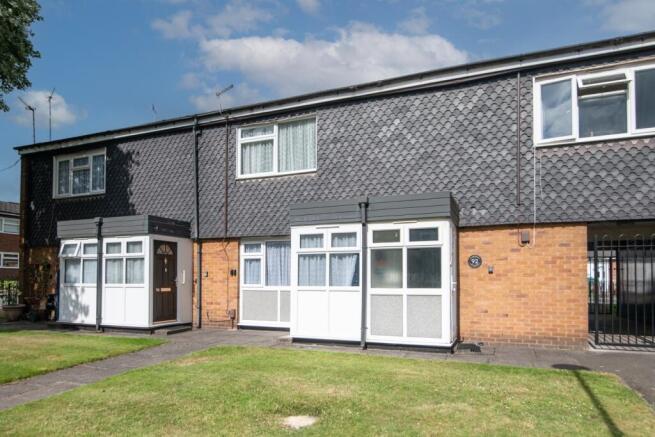 1 bed property, in Boscobel Avenue, £90,000