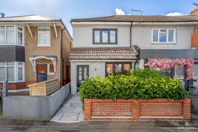 3 bed property, in Barrack Road, £375,000