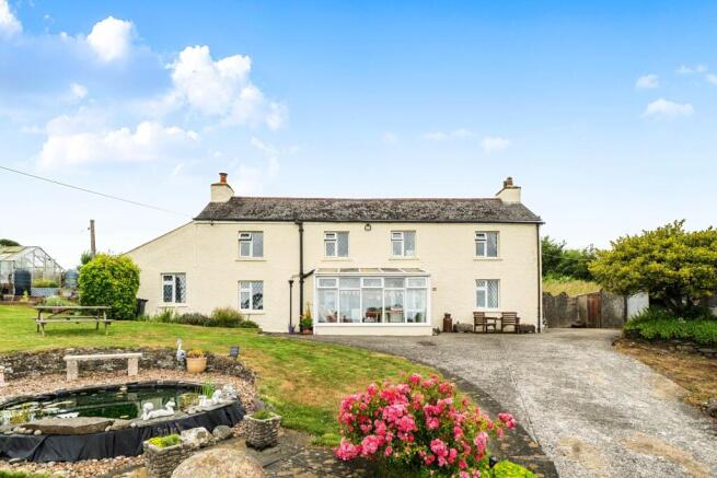 3 bed property, in St Dominick, £495,000