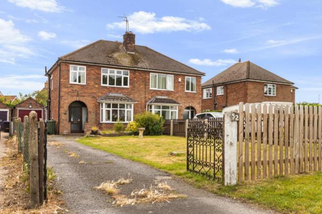 3 bed property, in Willingham Road, £150,000