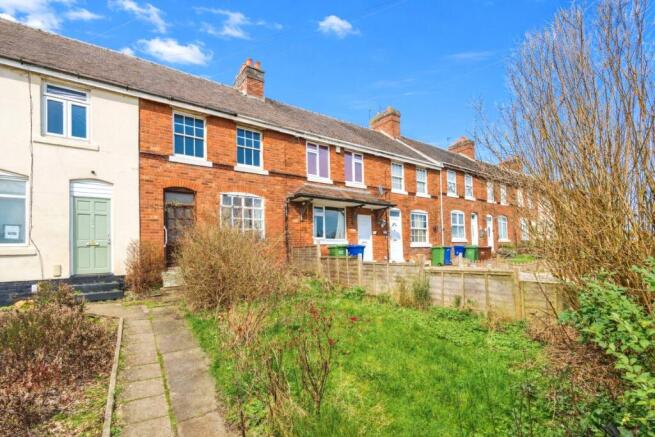 3 bed property, in Littleworth Road, £120,000