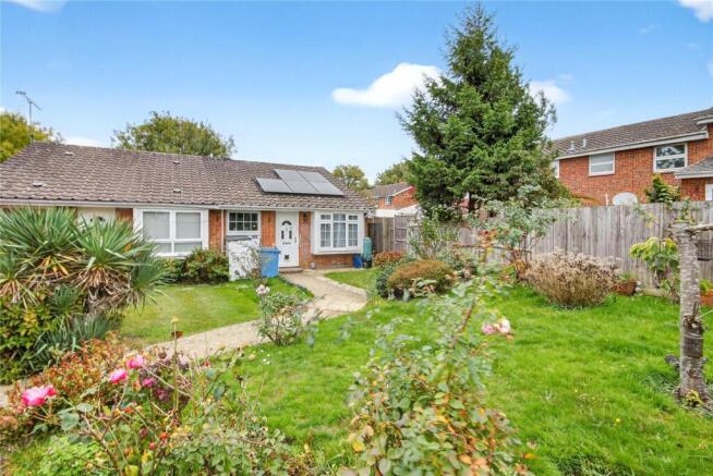 2 bed property, in Madingley, £350,000