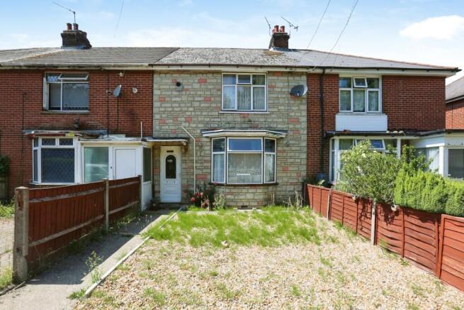 3 bed property, in Wimpson Lane, £200,000