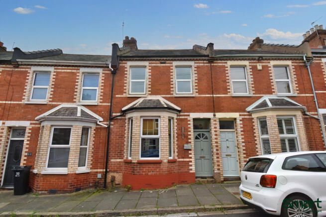 2 bed property, in Exeter EX2, £300,000