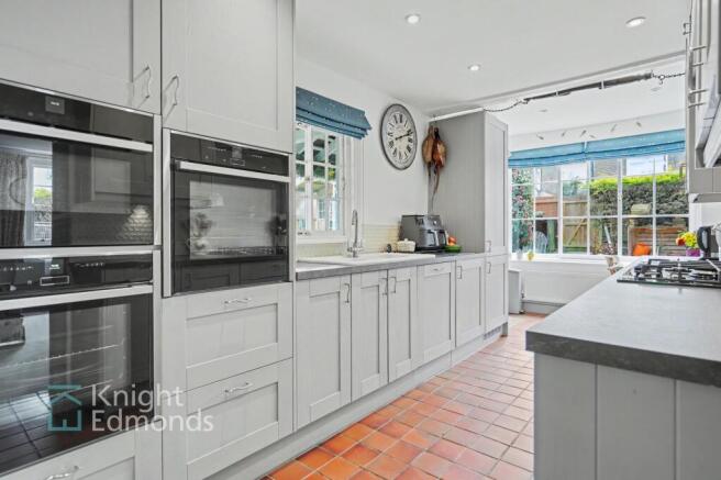 3 bed property, in Heath Road, £700,000