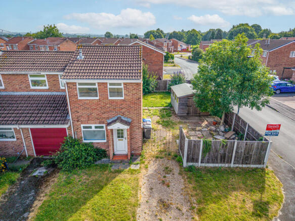 2 bed property, in Simcoe Leys, £190,000