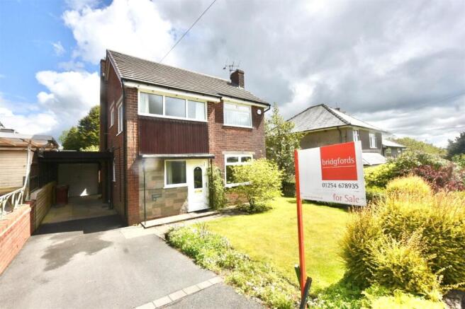3 bed property, in Lawley Road, £280,000