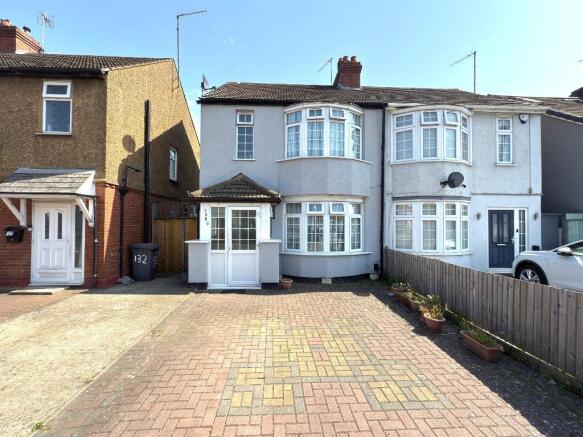 3 bed property, in Beechwood Road, £385,000