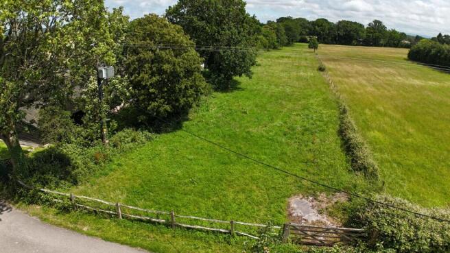 4 bed property, in Building Plot With Full Planning Permission, £500,000