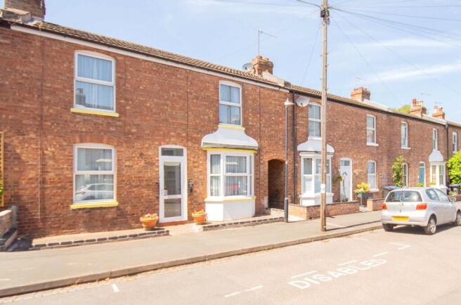 3 bed property, in Chesham Street, £340,000