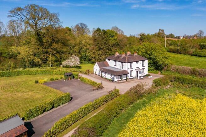 4 bed property, in Shebdon, £775,000