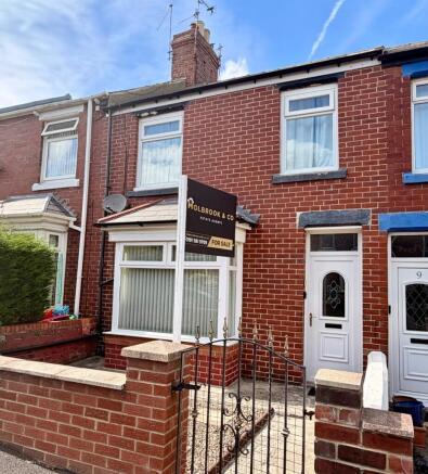 3 bed property, in Dillon Street, £115,000