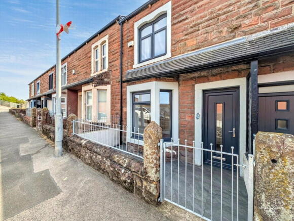 2 bed property, in Jubilee Terrace, £140,000