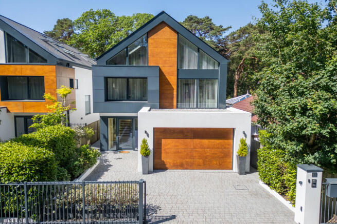 5 bed property, in Lakeside Road, £2,250,000