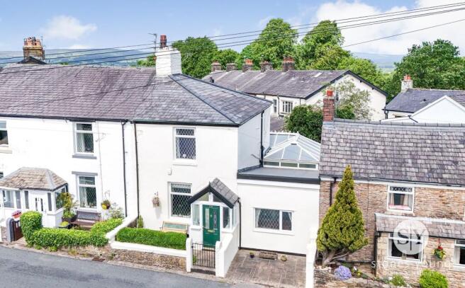 3 bed property, in Ribchester Road, £270,000