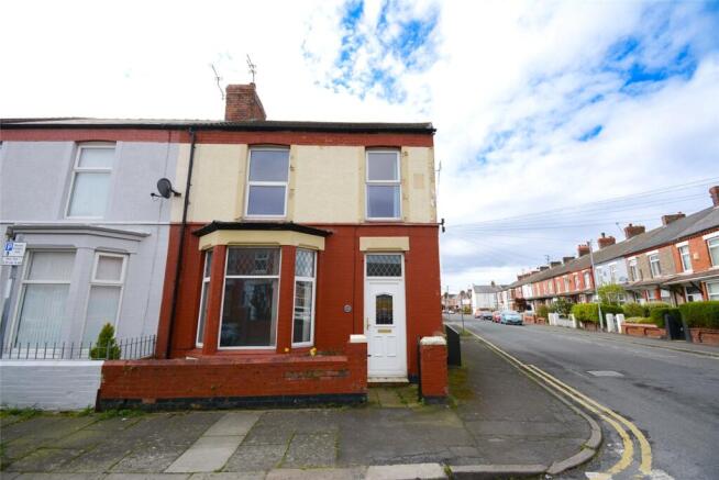 4 bed property, in Cromer Drive, £160,000