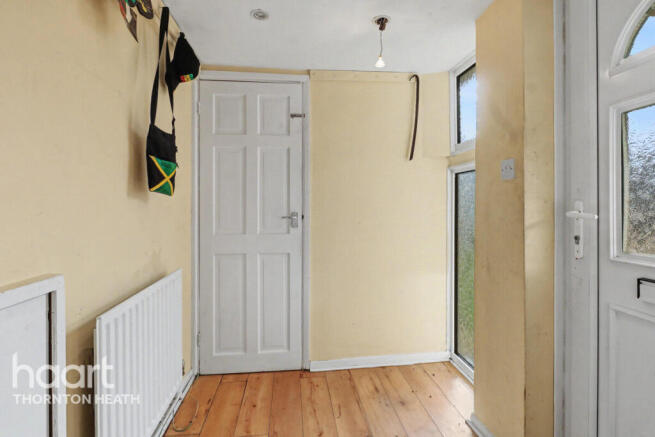 3 bed property, in Osborne Gardens, £400,000