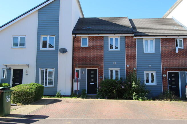 2 bed property, in Waterside Road, £210,000
