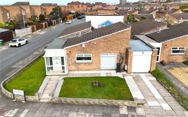 3 bed property, in Burbo Way, £290,000