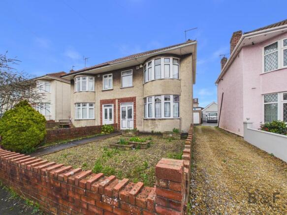 3 bed property, in Forest Road, £350,000