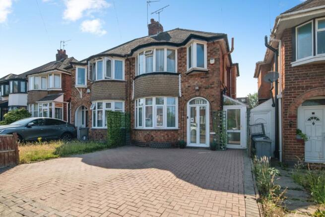2 bed property, in Gorsy Road, £280,000