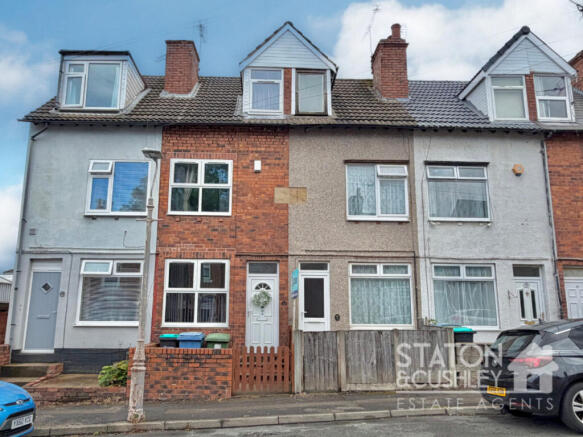 2 bed property, in Carlton Street, £120,000