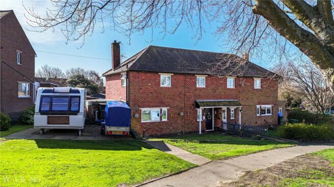3 bed property, in Monks Way, £269,500