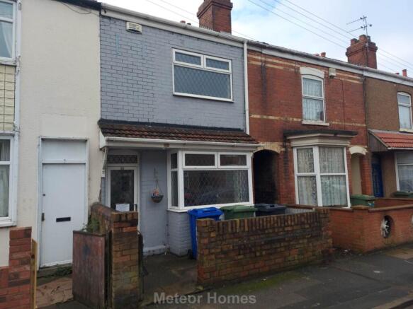 2 bed property, in Sidney Street, £59,995