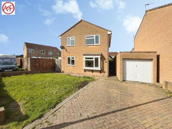 3 bed property, in Hawley Way, £230,000