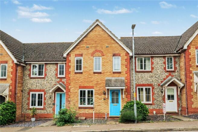3 bed property, in Alan Avenue, £210,000
