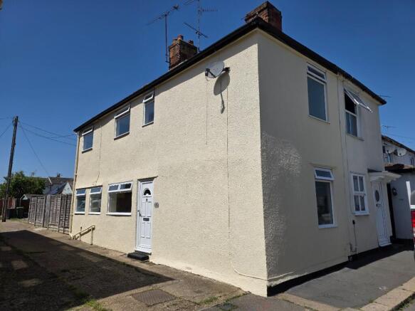 3 bed property, in Wantz Road, £250,000