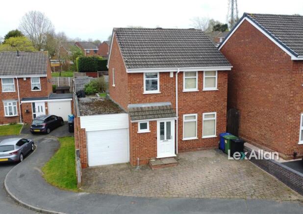3 bed property, in Barsham Drive, £280,000