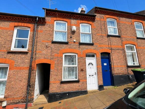 2 bed property, in May Street, £200,000