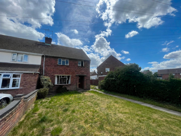 3 bed property, in East Avenue, £170,000