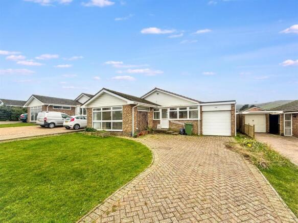 3 bed property, in Seven Sisters Road, £350,000