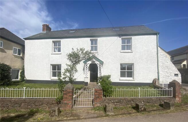 5 bed property, in Uplowman, £638,000